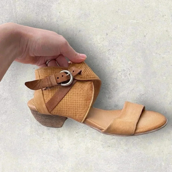 Miz Mooz Women's Cheerful Leather Buckle Sandals Size 8 Brown - Picture 2 of 6